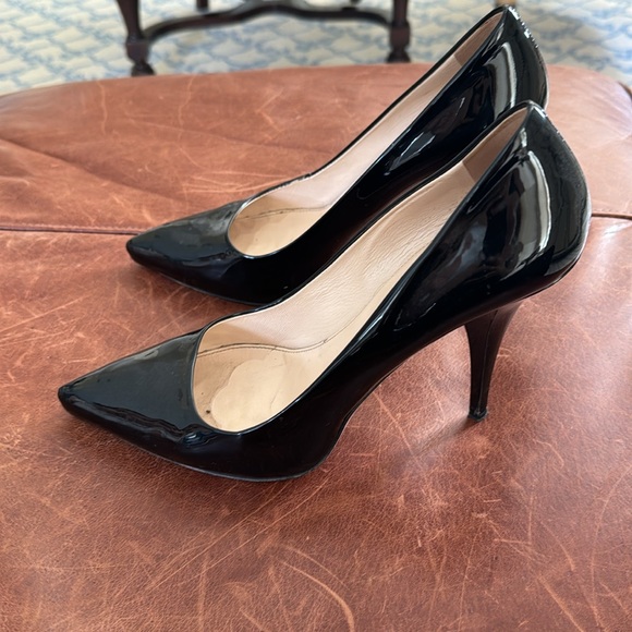 Prada heels - Picture 1 of 5